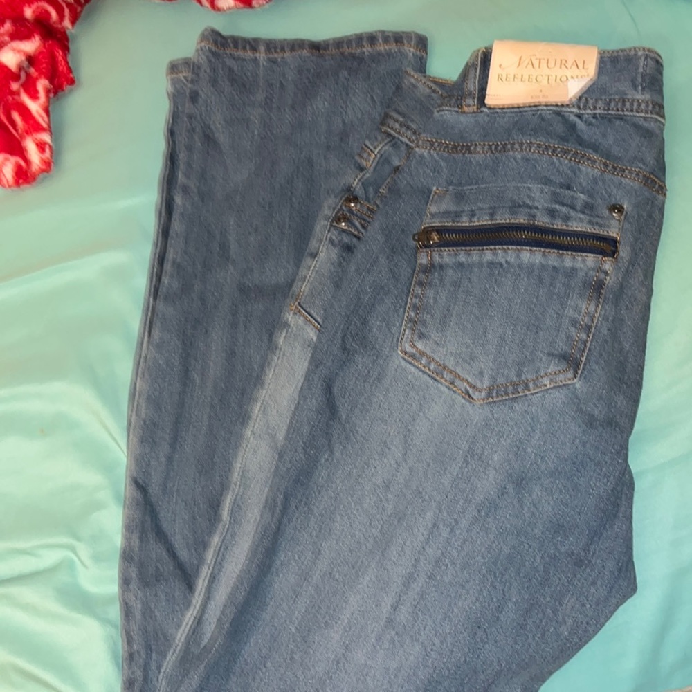 Natural reflection light wash size 4 jeans
